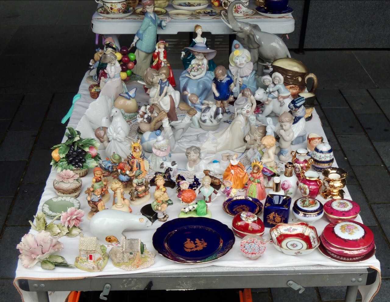 Auckland Market Knickknacks